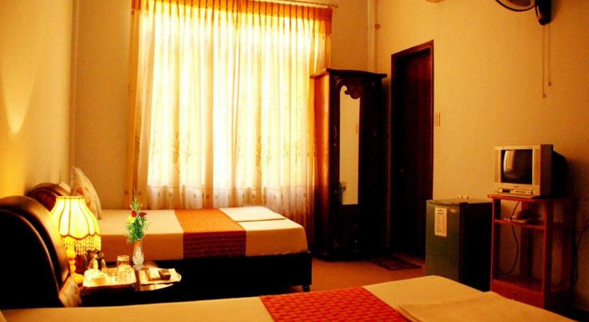 Phong Nha Hotel Hue Bagian luar foto