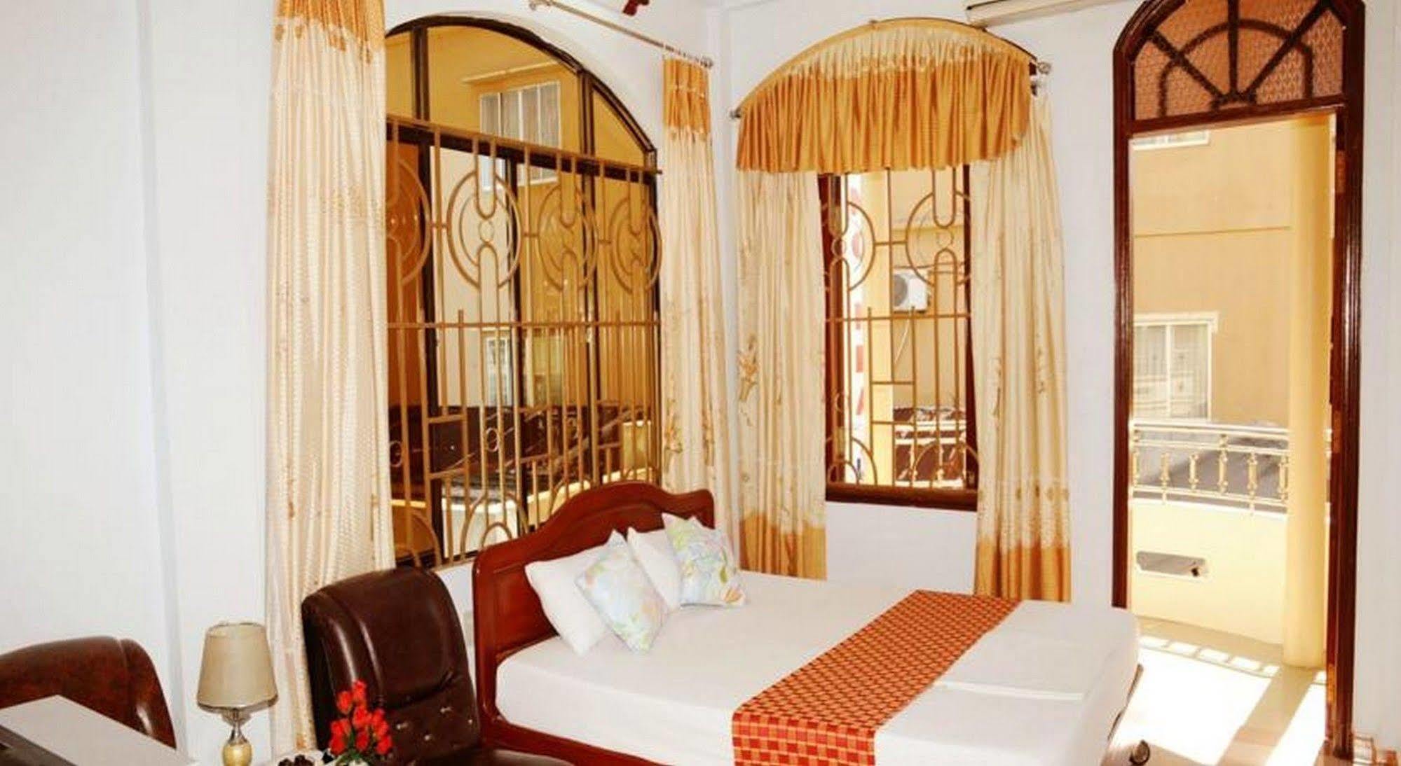 Phong Nha Hotel Hue Bagian luar foto